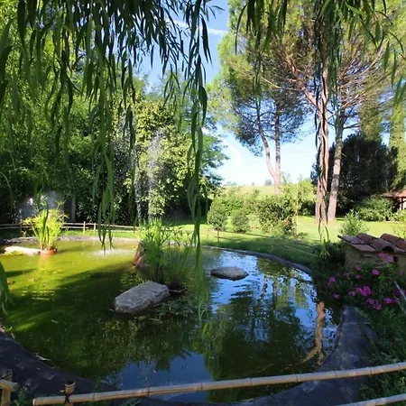Perelli Sleeps 5 Pool Wifi Villa *