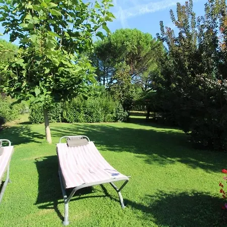 Villa Perelli Sleeps 5 Pool Wifi